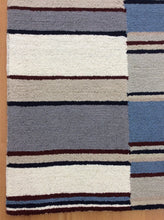 Load image into Gallery viewer, Handmade Wool Modern Ivroy/ Gray 5' x 8' lt1591 Area Rug