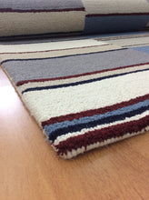 Load image into Gallery viewer, Handmade Wool Modern Ivroy/ Gray 5' x 8' lt1591 Area Rug