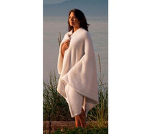 Load image into Gallery viewer, Kanata 20368 Polar Throw 50 x 60 in. Bordeaux